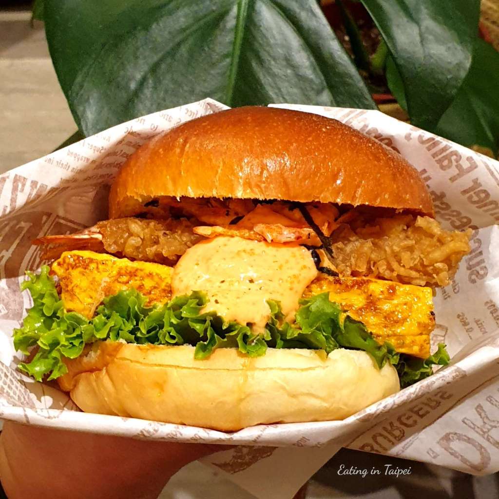 tomo half taichung brunch burger 2