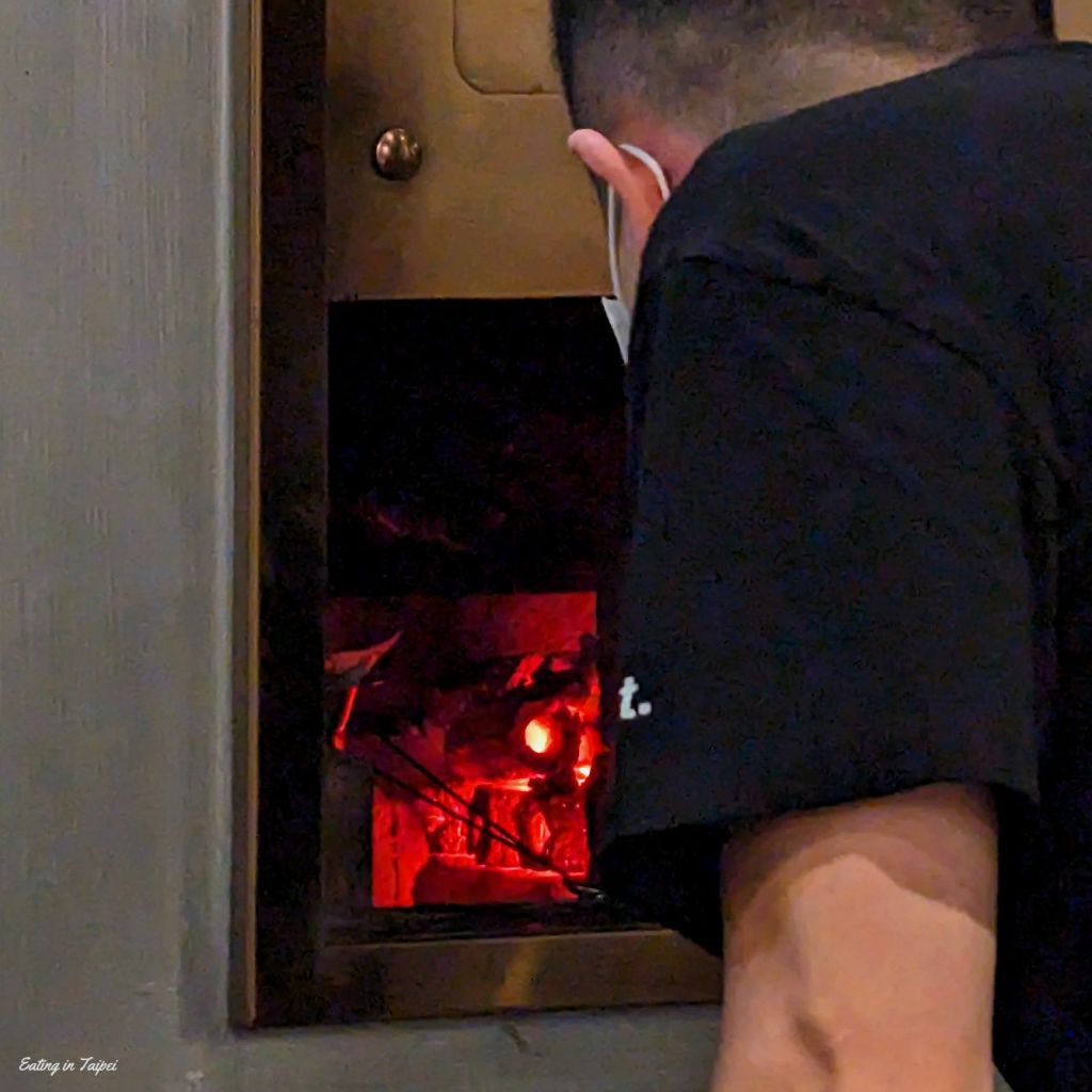 Yoru by Dennis Wang oven